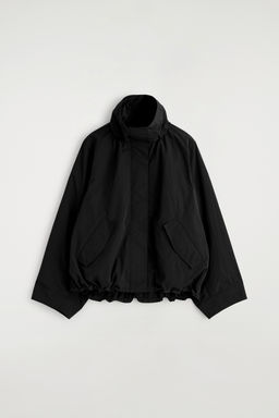 CHAQUETA NAILON CUELLO ALTO