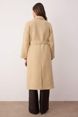 Vizon Aksesuar Detayl? Kruvaze Oversize Uzun Kase Kaban TWOAW26KB00028 - Trendyolmilla фото 4