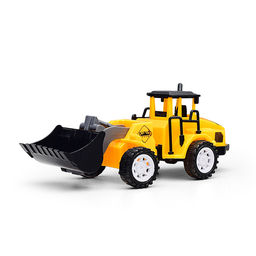 Автовоз со строительной техникой, под колпаком