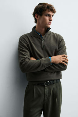 BUTTON-UP HIGH NECK SWEATER