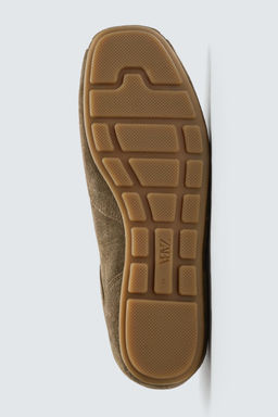 ULTRA-THIN SOLE LEATHER TRAINERS