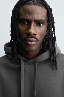 SUDADERA CAPUCHA HEAVYWEIGHT B?SICA / Antracita oscuro - Zara фото 5