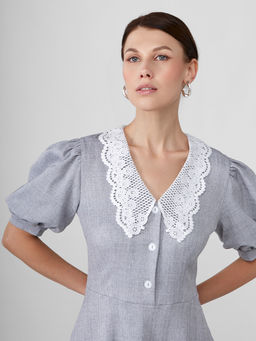 Платье с кружевным воротником OD-888-2 св.серый