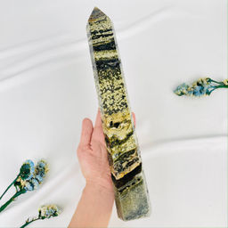 Кристалл большой из Яшмы (Риолит)