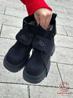 Ботинки женские для зимнего сезона