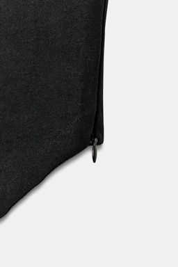 CAMISETA MANGA CORTA VOLANTES / Negro