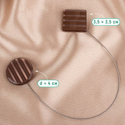 Цена за 2 шт. Подхват для штор Круг и Квадрат, d = 4 см, 3,5 3,5 см, цвет коричневый - Арт узор фото 2