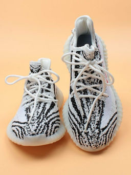 05-B552-10 WHITE Кроссовки женские (текстиль)