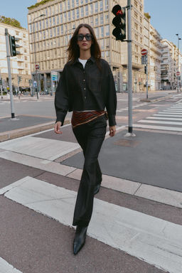 OVERSIZE SHIRT WITH CONTRAST STITCHING