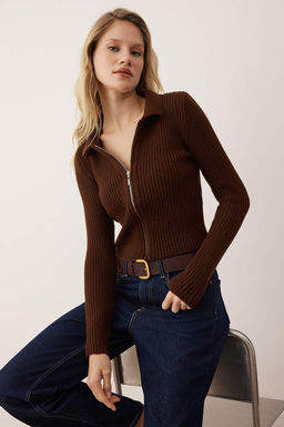 Wardrobe Essentials Kahverengi Yumusak Dokulu Fermuarl? Triko H?rka | TWOAW26HI00177