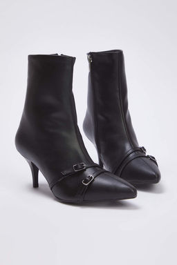 Siyah Bant Detayl? Sivri Burun Ince Topuklu Kad?n Yar?m Bot
TAKAW26BO00064 - Trendyolmilla фото 3