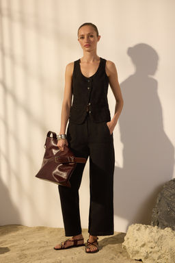 Siyah %100 Keten Y_ksek Bel Cep Detayl_ Straight Pantolon TWOSS26PL00049
