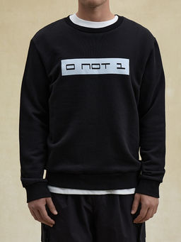 Базовый чёрный свитшот с принтом - 0not1 фото 8