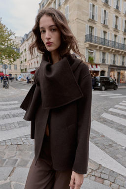 SHORT WOOL COAT WITH SCARF - Zara фото 3