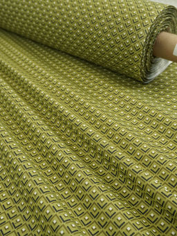 Бязь "Геометрия - уголки" цв.св.оливково-зеленый, ш.1.5м, хлопок-100%, 120гр/м.кв