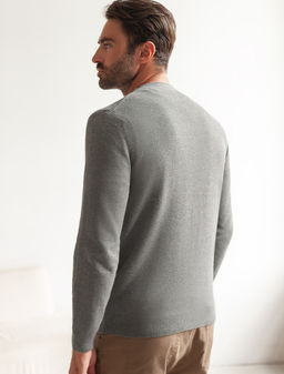 Джемпер Vilatte фактурной вязки из хлопка с нейлоном серый меланж  фото 4