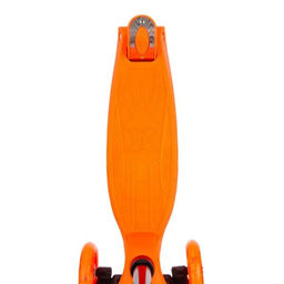 Самокат четырехколесный