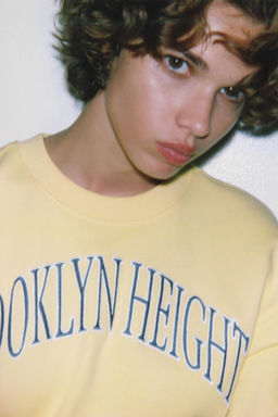 EMBROIDERED SLOGAN PLUSH SWEATSHIRT - Zara фото 5