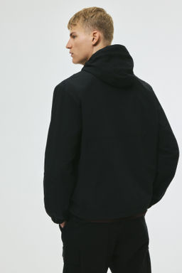 Chaqueta cortavientos con capucha - H&m фото 8