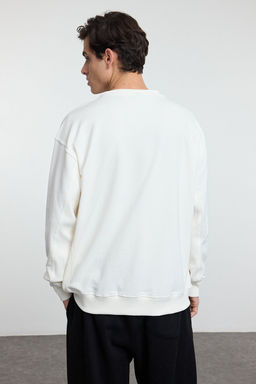 TRENDYOL MAN Unisex Indigo Oversize/Genis Kesim Kumas Mix Basic Sweatshirt TMNAW25SW00128 - Trendyolmilla фото 14