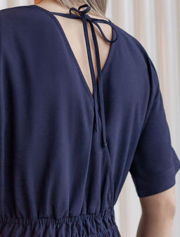 VILATTE / Платье из плотного лиоцелла с поясом на резинке  фото 6