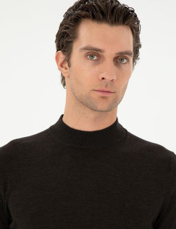 Koyu Ye_il Slim Fit Ka_mir _pek Kar___ml_ _eyrek Bal_k__ Yaka Triko Kazak