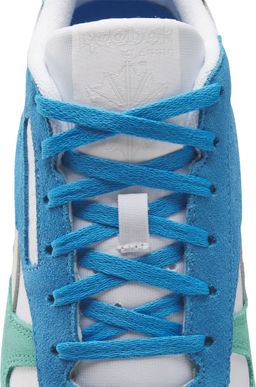 Кроссовки женские