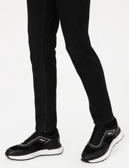 Черная повседневная обувь