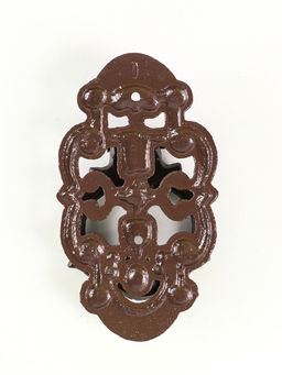 Ручка дверная чугун «Цветочная», 9.5×3.5×17.5 см