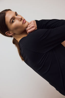 Camiseta de deporte seamless con DryMove - H&m фото 5