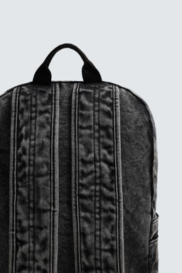 WASHED-EFFECT DENIM BACKPACK - Zara фото 3