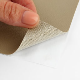 Искусственная кожа, с клеевой основой, 137×50 см, 0.5 мм, бежевая