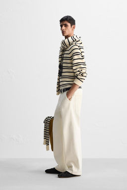 LIMITED EDITION STRIPED TEXTURED SWEATER - Zara фото 4