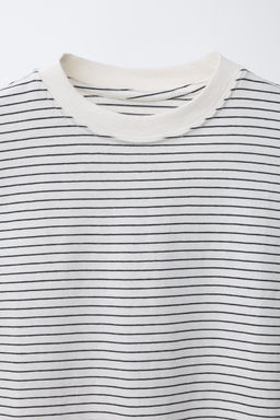 PACK TRES CAMISETAS LISAS Y RAYAS / Coral fuerte - Zara фото 4