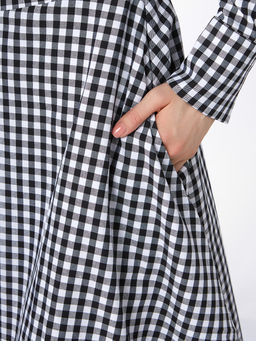 Платье с кружевным воротником потайная планка OD-886-2 ч/б клетка