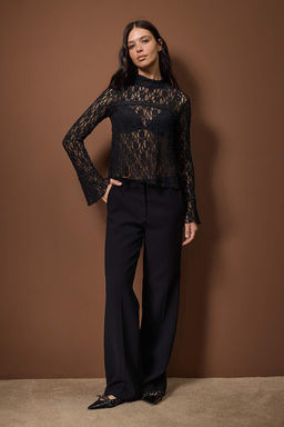 Siyah Serit Aksesuar Detayl? Regular/Normal Kal?p Dantel Esnek Orme Bluz TWOAW26BZ00333 - Trendyolmilla фото 2