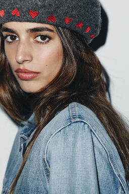 100% WOOL HEART BERET