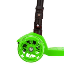 Самокат трехколесный