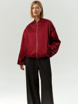 ЕМКА / Сатиновый бомбер на молнии