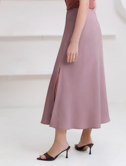 Юбка миди с разрезом скроенная по косой из плотного лиоцелла - Vilatte фото 3