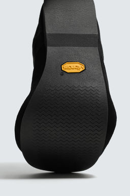 BOTA PIEL SUELA VIBRAM® AARON LEVINE X ZARA / Negro  фото 8