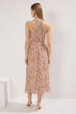 TRENDYOLMILLA Ac?k Kahverengi Kusakl? Duz Beli lastikli Kusakl? Midi Dokuma Elbise TWOSS19EL0155  фото 25