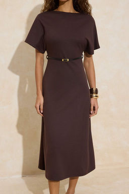 Kahverengi A-Kesim/Can Form Kay?k Yaka K?sa Kollu Kemerli Midi Interlok Orme Elbise TWOSS26EL00107 - Trendyolmilla фото 5