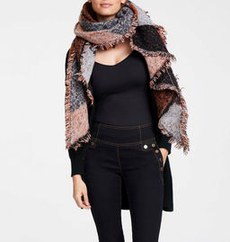 Шаль, пестрая