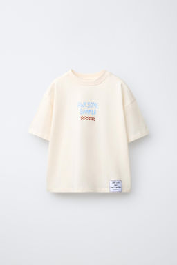CAMISETA ESTAMPADA TEXTO / Crudo