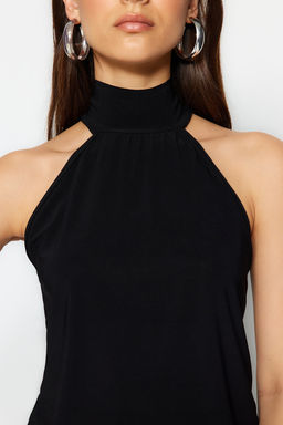 Trendyolmilla Siyah Halter Yaka Omzu Ac?k Esnek Orme Bluz TWOSS23BZ00947  фото 5