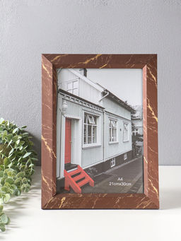 Фоторамка пластик формат А4 см "Гедеон" шоколад с золотом 36х27х2 см