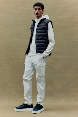 Slim Fit Water-repellent puffer gilet - H&m фото 2