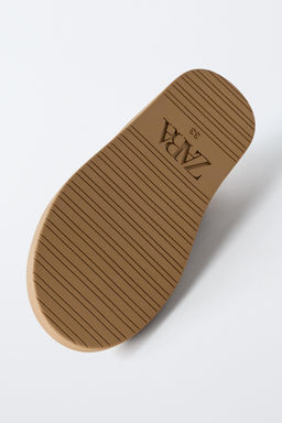 HELLO KITTY SANRIO LINED ANKLE BOOTS - Zara фото 7