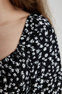 Приталенное платье миди с квадратным вырезом и цветочным запахом, до половины рукава - Defacto фото 4